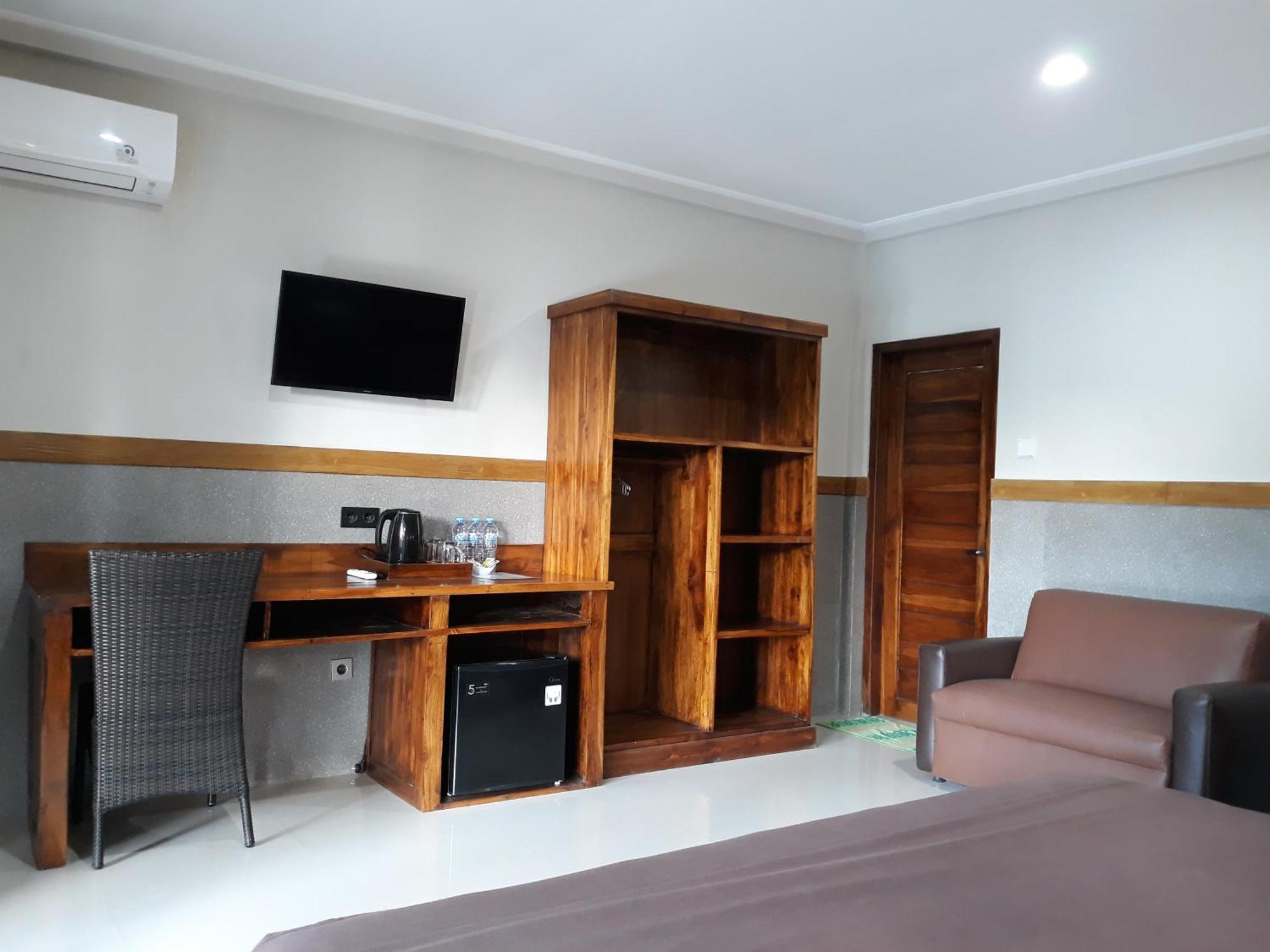 Puri Bali Hotel Lovina  Room photo