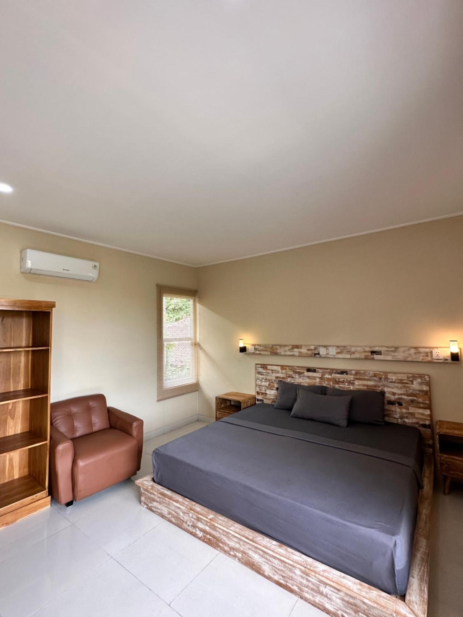 Puri Bali Hotel Lovina  Room photo