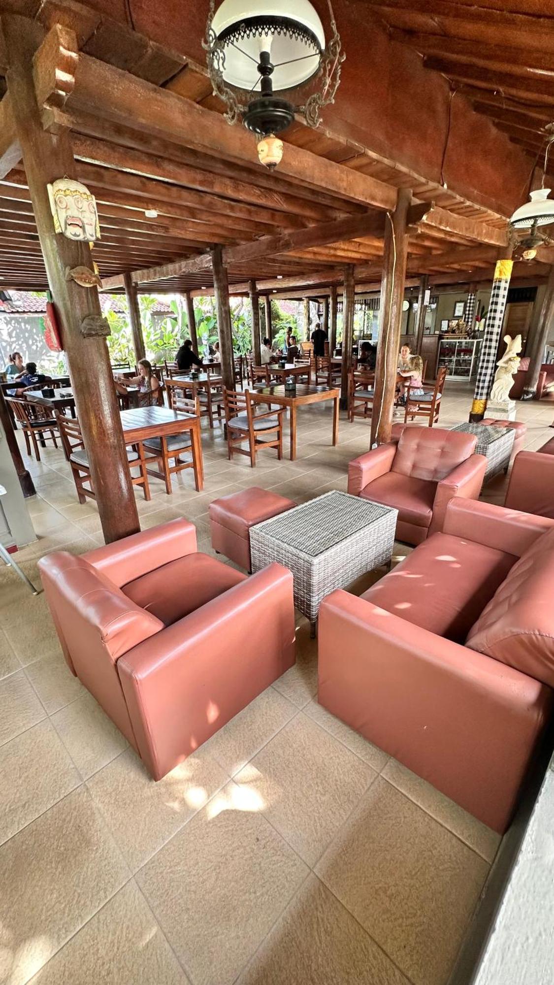 Puri Bali Hotel Lovina  Exterior photo